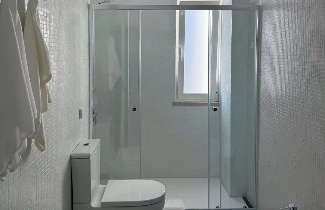 Comfy Room Near Metro & Airport-1